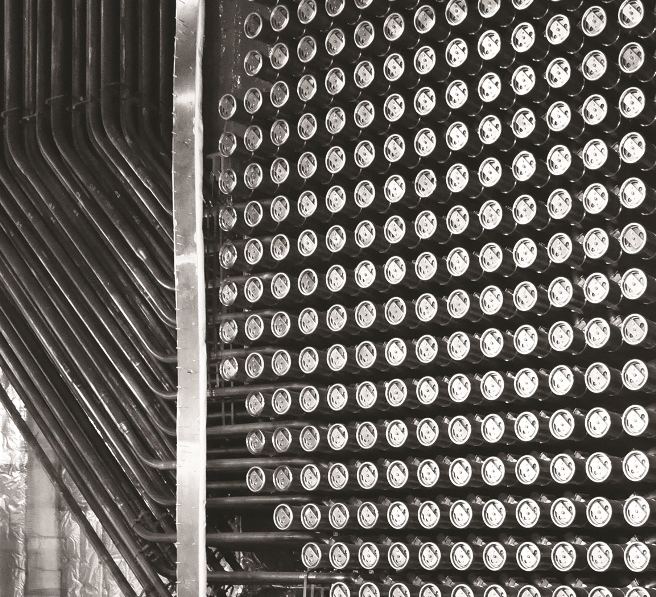 Photo of the Unit 2 reactor.