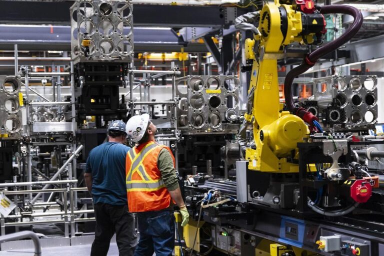 Robotic tooling, designed and developed by the made-in-Ontario nuclear supply chain, is helping skilled tradespeople reach new heights in safety, quality and performance in nuclear refurbishment.